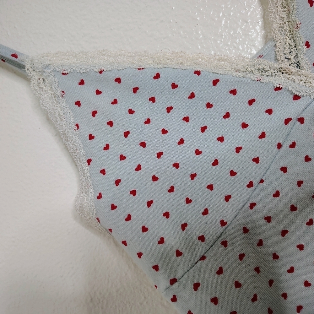 Brandy Melville Rare Blue/ Red Heart Patterned Women's Lace Top Sz S Made Italy - Picture 3 of 13